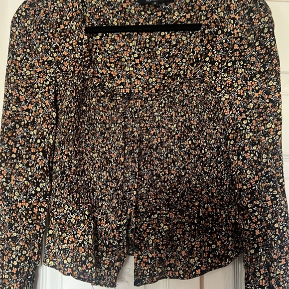 Oliveaceous top - Picture 4 of 6